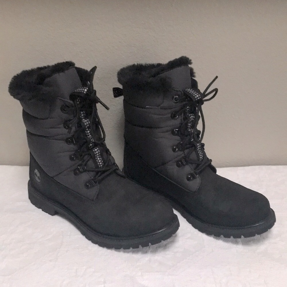 Women’s new Timberland waterproof black boots size 9